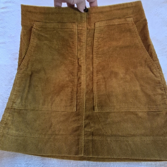 Uni Olo Corduroy Mini Sz 1 Beach Pool Park .. Short Skirt, Deep Pockets SLAY! - Picture 3 of 14